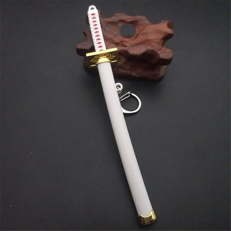 CHAVEIRO MINI KATANAS DO RORONOA ZORO - ONE PIECE