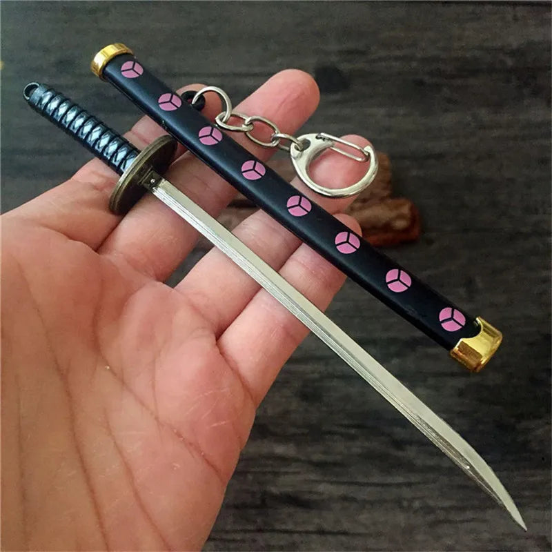 CHAVEIRO MINI KATANAS DO RORONOA ZORO - ONE PIECE